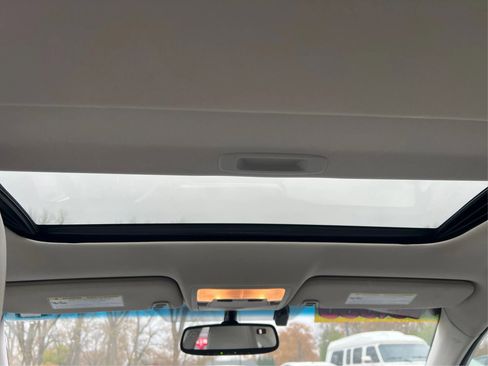 Used 2013 Toyota Avalon XLE Touring image 21