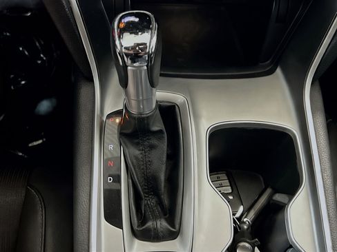 Used 2020 Honda Accord Sport image 12