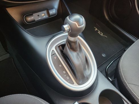 Used 2018 Kia Soul image 34