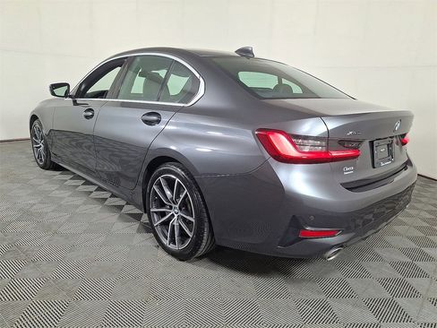 Used 2020 BMW 330i xDrive Sedan w/ Convenience Package image 8
