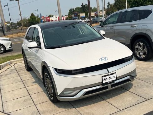 Certified 2023 Hyundai Ioniq 5 Limited AWD/4WD image 7