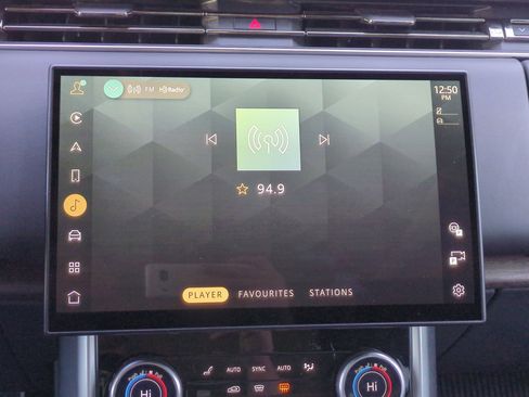 Used 2023 Land Rover Range Rover SE AWD/4WD image 19