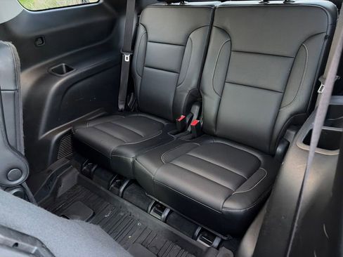 Used 2018 GMC Acadia SLT AWD/4WD image 17