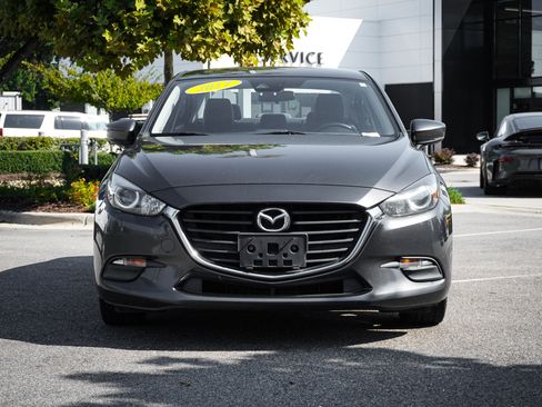 Used 2017 MAZDA MAZDA3 Touring FWD image 3
