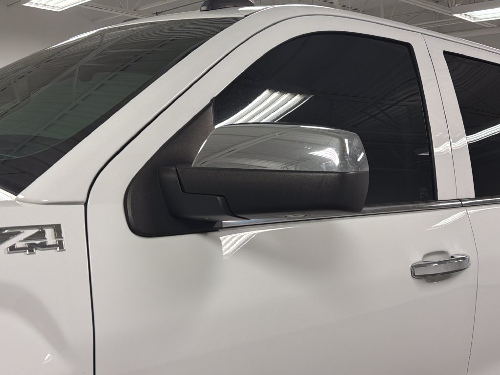 Used 2018 GMC Sierra 1500 SLT AWD/4WD image 12