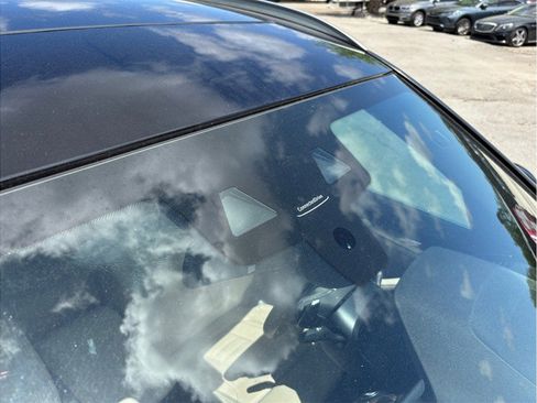 Used 2019 BMW X3 xDrive30i w/ Driving Assistance Package image 12