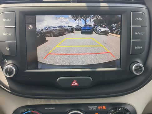 New 2025 Kia Soul LX image 18