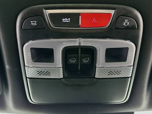 Used 2024 Kia Telluride SX X-Line image 18