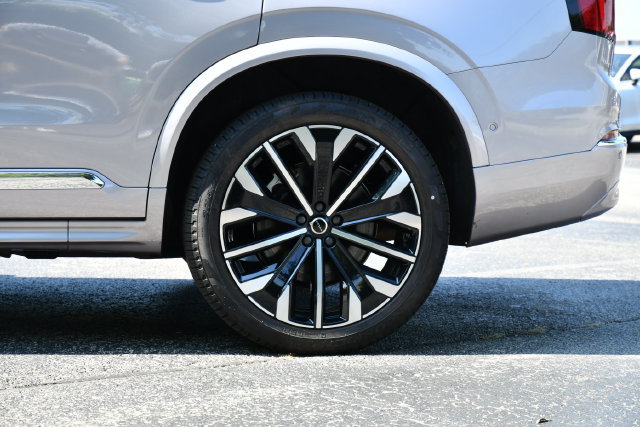 Used 2026 Volvo XC90 B6 Plus AWD/4WD image 11