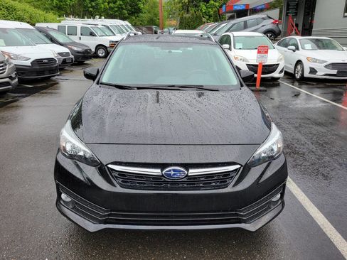 Used 2023 Subaru Impreza 2.0i Premium image 2