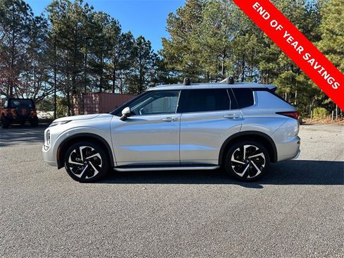 Used 2022 Mitsubishi Outlander SEL image 4