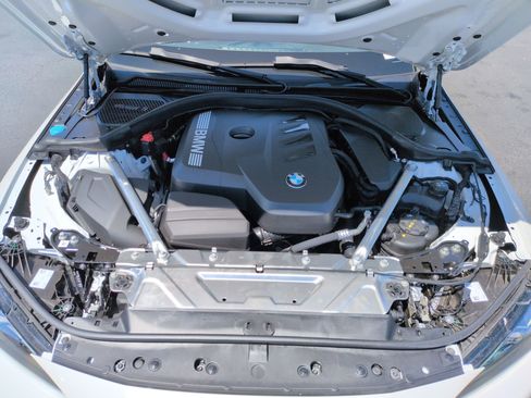 Used 2026 BMW 430i Coupe w/ M Sport Package RWD image 34