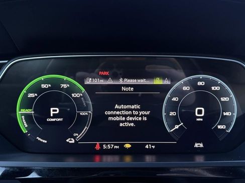 Used 2021 Audi e-tron Premium image 36