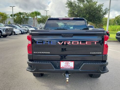 Used 2024 Chevrolet Silverado 1500 Custom AWD/4WD image 5