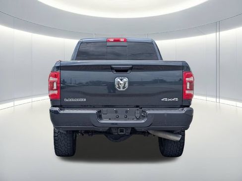 Used 2022 RAM 2500 Laramie AWD/4WD image 4
