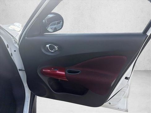 Used 2012 Nissan Juke SL AWD/4WD image 21