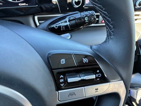 Used 2022 Hyundai Elantra SEL w/ Convenience Package image 23