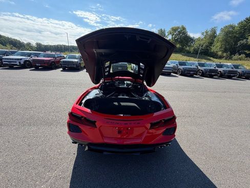 Used 2024 Chevrolet Corvette Stingray Coupe w/ 1LT RWD image 19