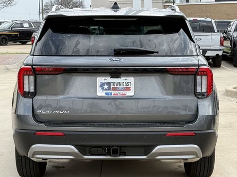 New 2026 Ford Explorer Platinum image 36