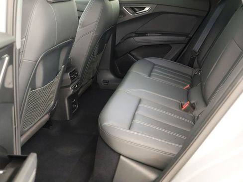 Certified 2023 Audi Q4 e-tron Prestige w/ Black Optic Package image 29