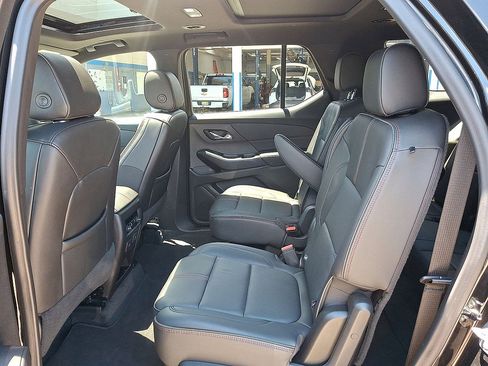 Used 2022 Chevrolet Traverse RS AWD/4WD image 20