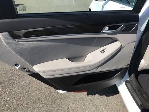 Used 2017 Genesis G80 3.8 w/ Option Group 02 AWD/4WD image 12