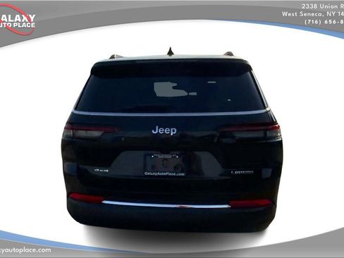 Used 2023 Jeep Grand Cherokee L Laredo image 6