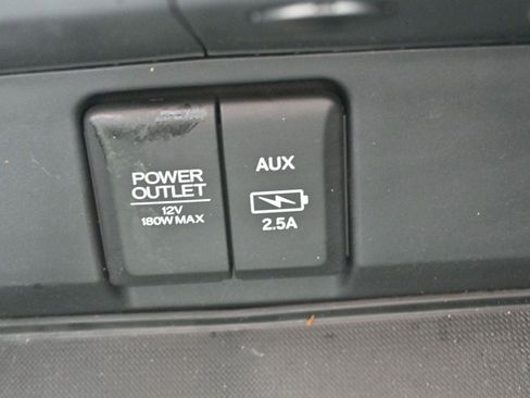 Used 2022 Honda Passport TrailSport image 31