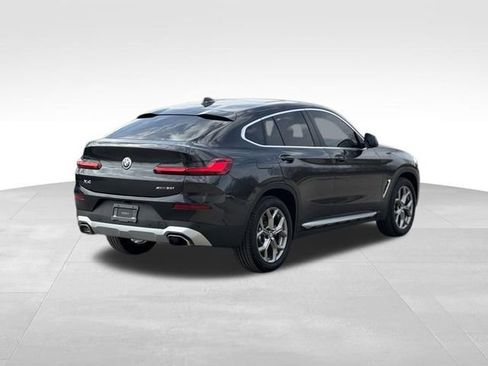 Certified 2025 BMW X4 xDrive30i w/ Premium Package image 9