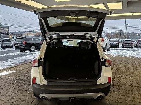 Certified 2022 Ford Escape Titanium w/ Class II Trailer Tow Package image 7