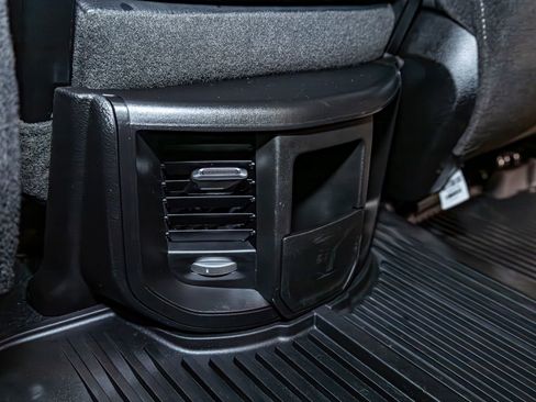 Used 2025 RAM 3500 Big Horn image 24