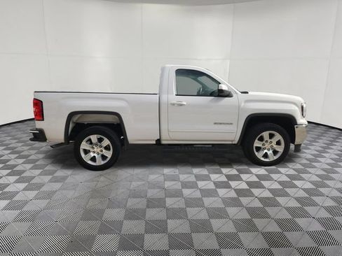 Used 2017 GMC Sierra 1500 SLE w/ SLE Preferred Package RWD image 4