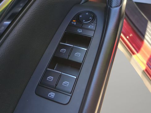 Used 2024 MAZDA CX-50 AWD 2.5 S w/ Premium Plus Pkg image 47