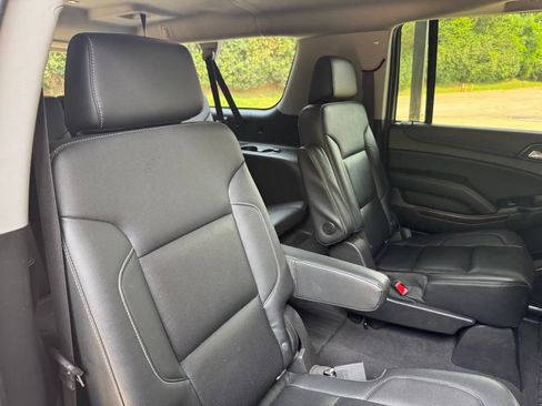 Used 2020 GMC Yukon XL SLT w/ Open Road Package AWD/4WD image 27