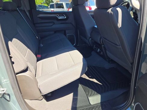 Certified 2025 Chevrolet Silverado 1500 LT AWD/4WD image 19