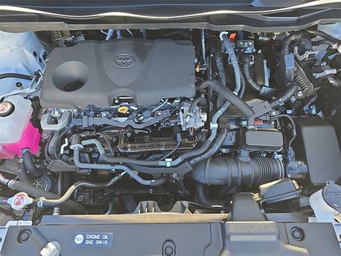 Used 2022 Toyota Sienna Platinum image 36