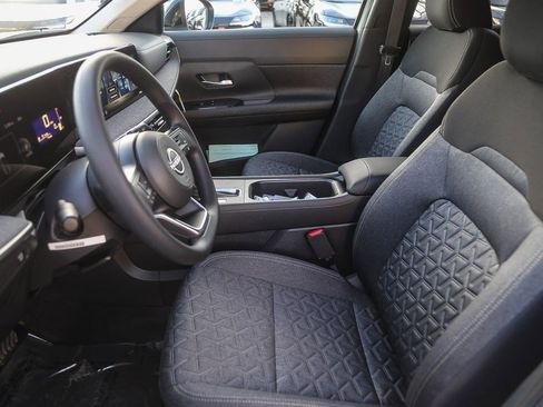 Used 2026 Nissan Kicks SV image 19