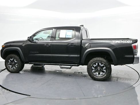 Used 2021 Toyota Tacoma TRD Off-Road image 5