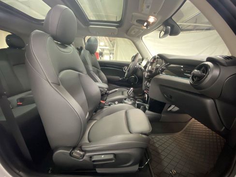 Used 2024 MINI Cooper S FWD image 30