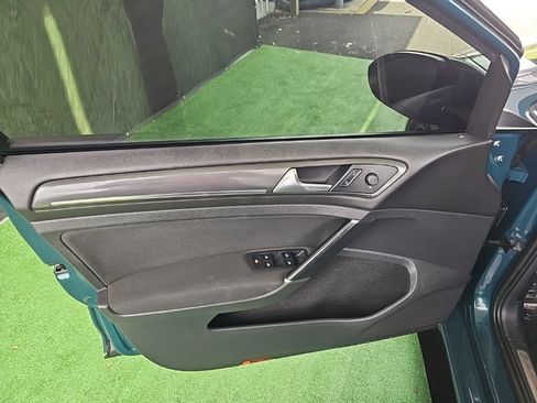 Used 2019 Volkswagen GTI Rabbit Edition FWD image 33