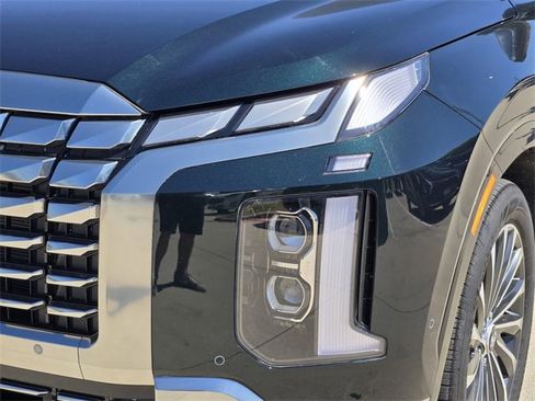 Used 2025 Hyundai Palisade Calligraphy image 6