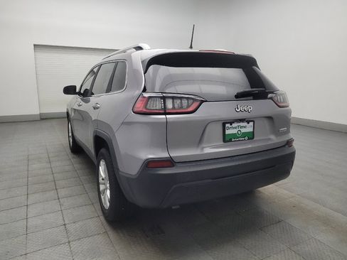 Used 2019 Jeep Cherokee Latitude w/ Popular Appearance Group FWD image 5