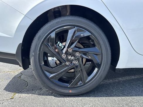New 2026 Hyundai Elantra SEL Sport Premium FWD image 19