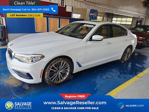 Used 2018 BMW 530e RWD image 1