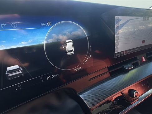 Used 2023 Kia Sportage SX image 10