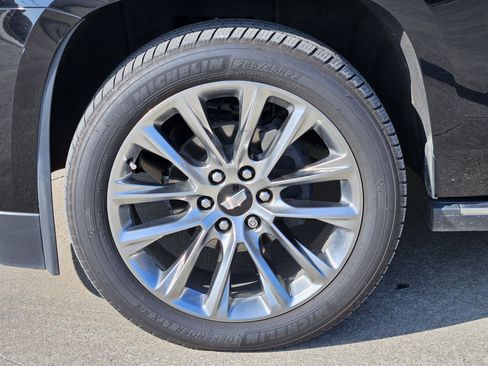 Used 2020 Cadillac Escalade Platinum w/ Escalade Sport Edition image 13