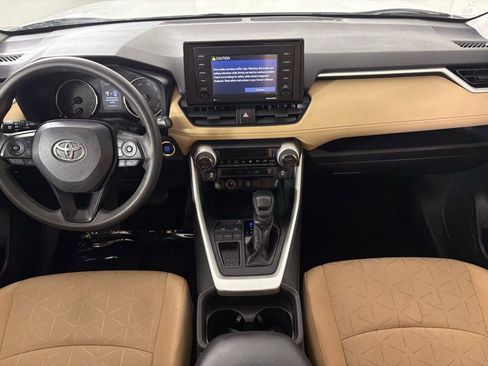 Used 2021 Toyota RAV4 XLE image 35