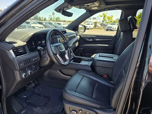 Used 2023 GMC Yukon XL Denali w/ Denali Reserve Package AWD/4WD image 22
