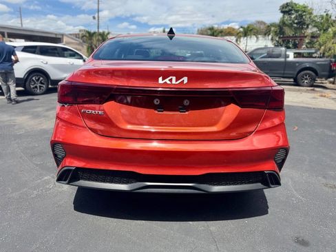 Used 2023 Kia Forte LXS w/ LXS Technology Package image 8