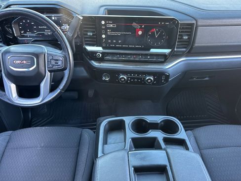 Used 2022 GMC Sierra 1500 Elevation image 16